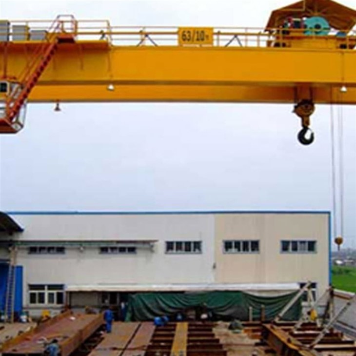 Mobile Crane Gantry